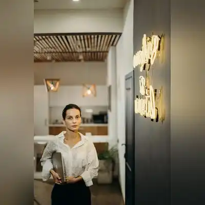 程海
